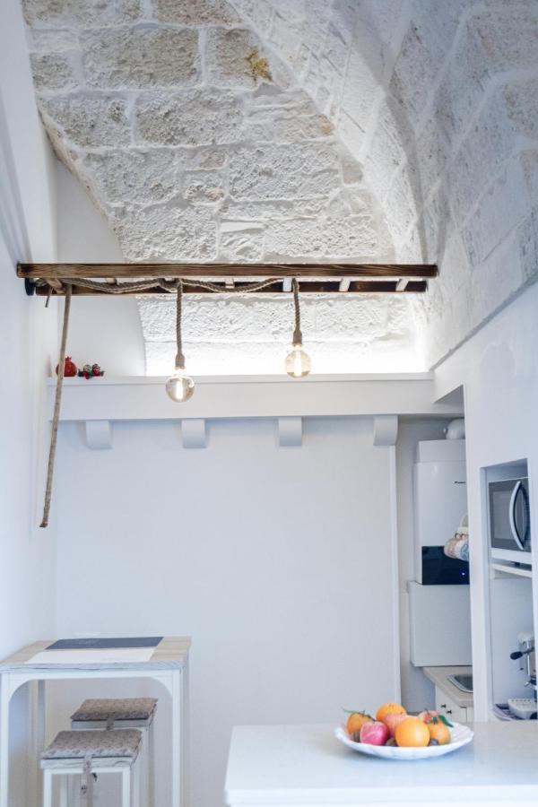 Suite Dante - Typical Apulian Rooms Cisternino Exterior foto