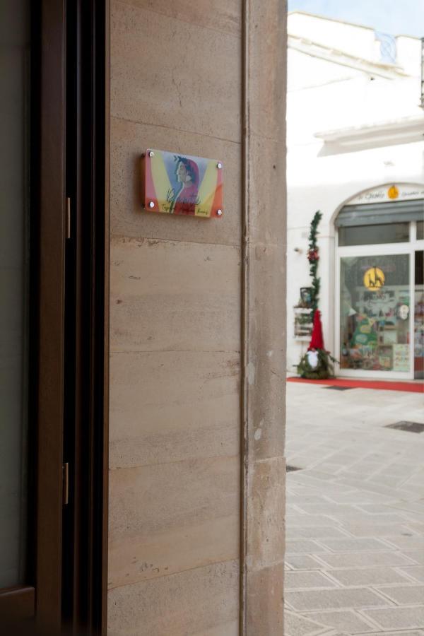 Suite Dante - Typical Apulian Rooms Cisternino Exterior foto